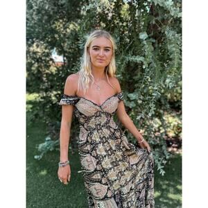 Cienna Safiya Rosa Silk Blend Maxi Flowy Dress Size Small